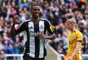 卡拉格：只要纽卡能进欧冠，他们一定不会放走伊萨克